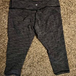 Lululemon crops